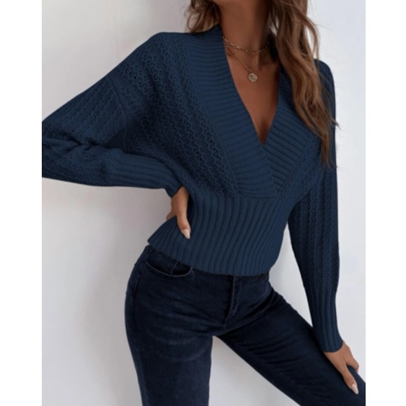 Cozy V neck wrap sweater - Picture 15 of 15